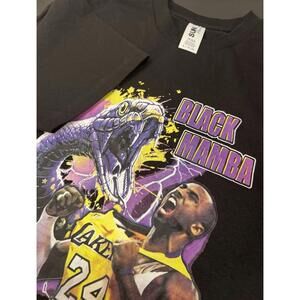 Kobe Bryant Black Mamba Mens Xl Graphic Tshirt Black Basketball Legend Lakers